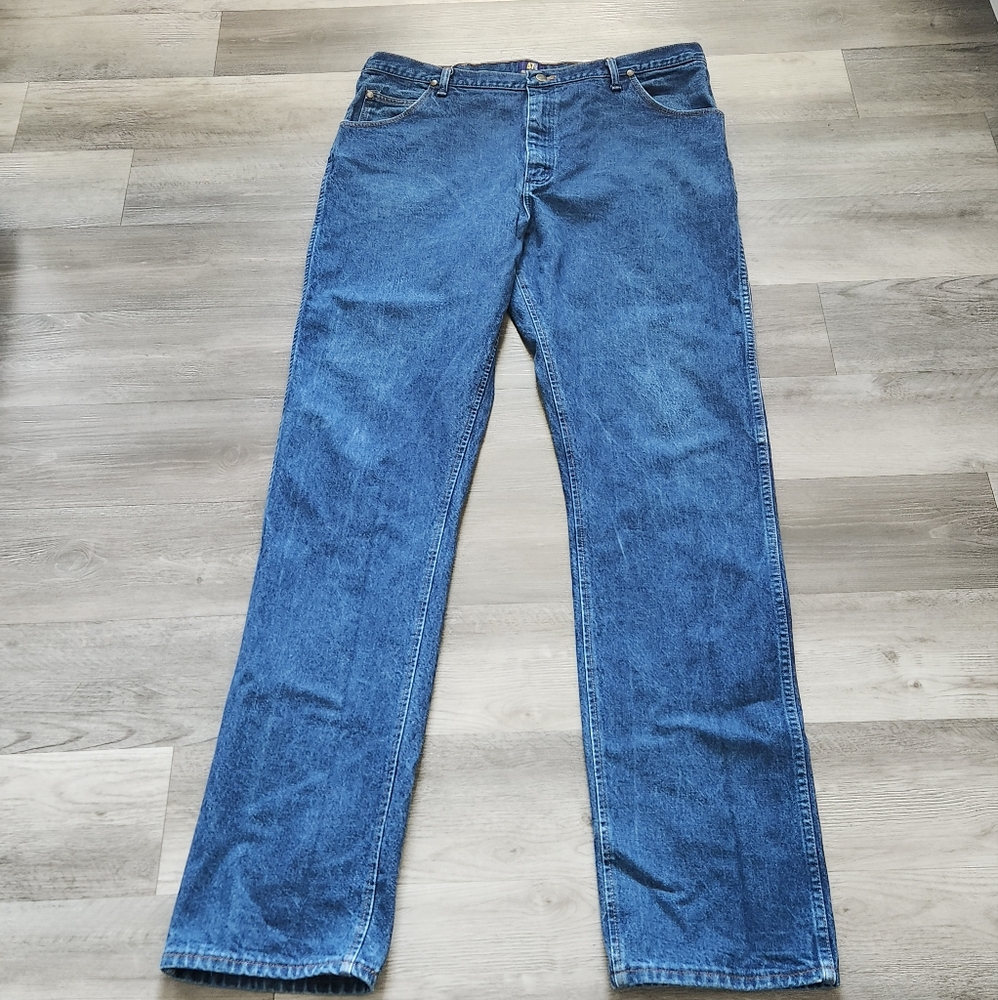 Mens Classic Blue Wrangler 47 MWZ Denim Jeans Regular Fit 42